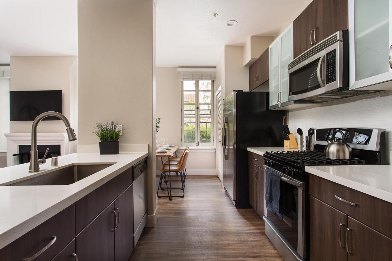 לוס אנג'לס Westwood Luxury Suites מראה חיצוני תמונה