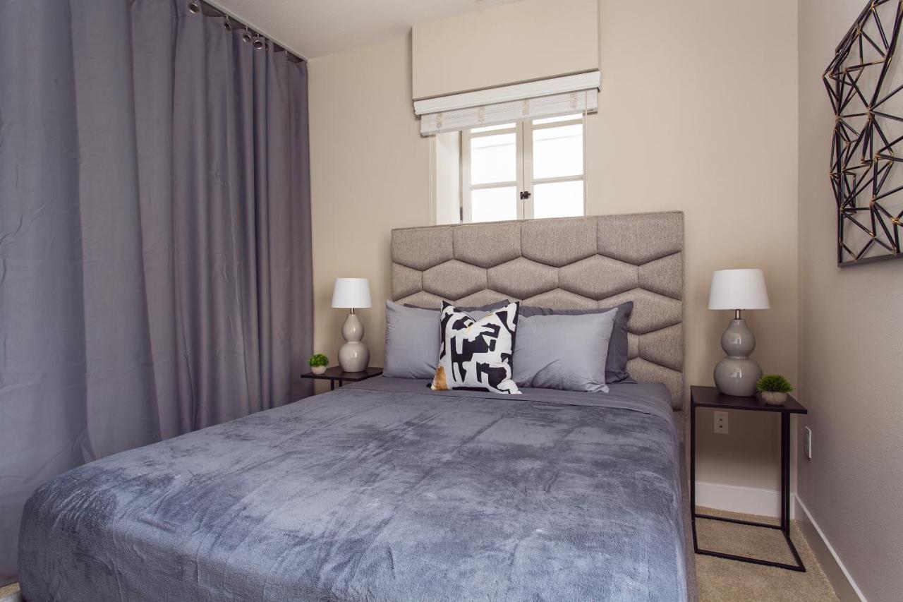 לוס אנג'לס Westwood Luxury Suites מראה חיצוני תמונה