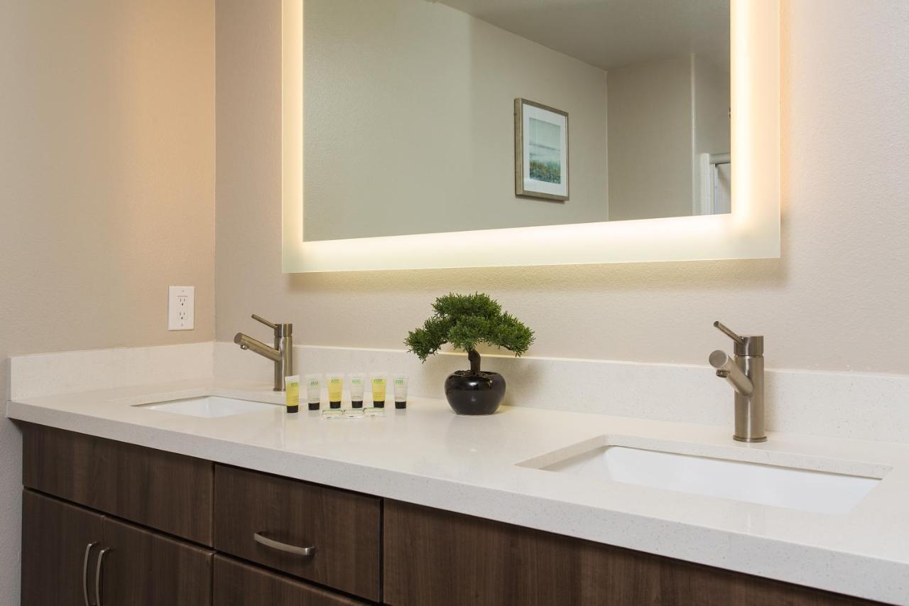 לוס אנג'לס Westwood Luxury Suites מראה חיצוני תמונה