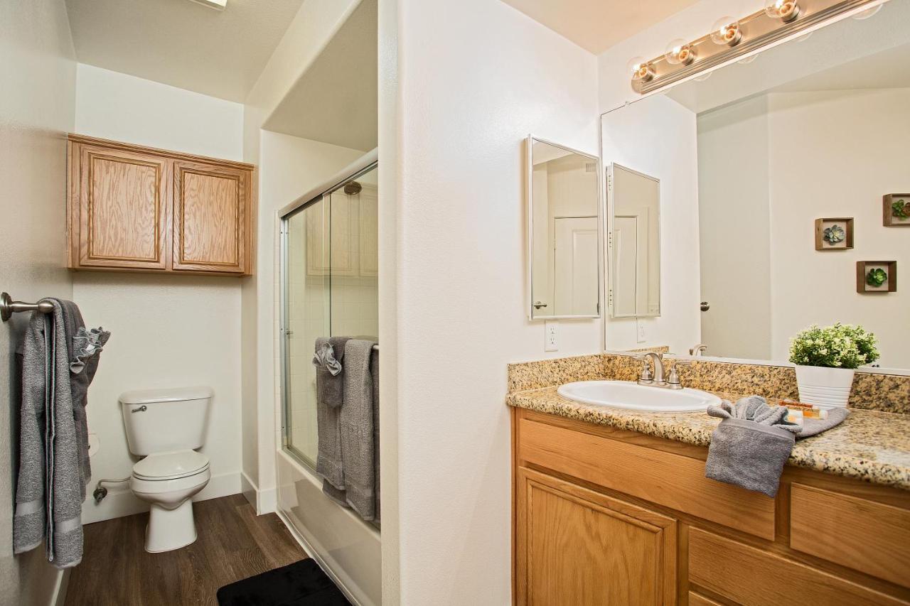 לוס אנג'לס Westwood Luxury Suites מראה חיצוני תמונה