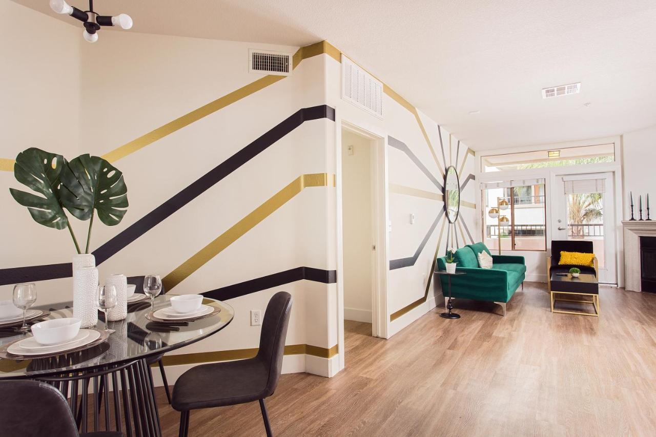 לוס אנג'לס Westwood Luxury Suites מראה חיצוני תמונה