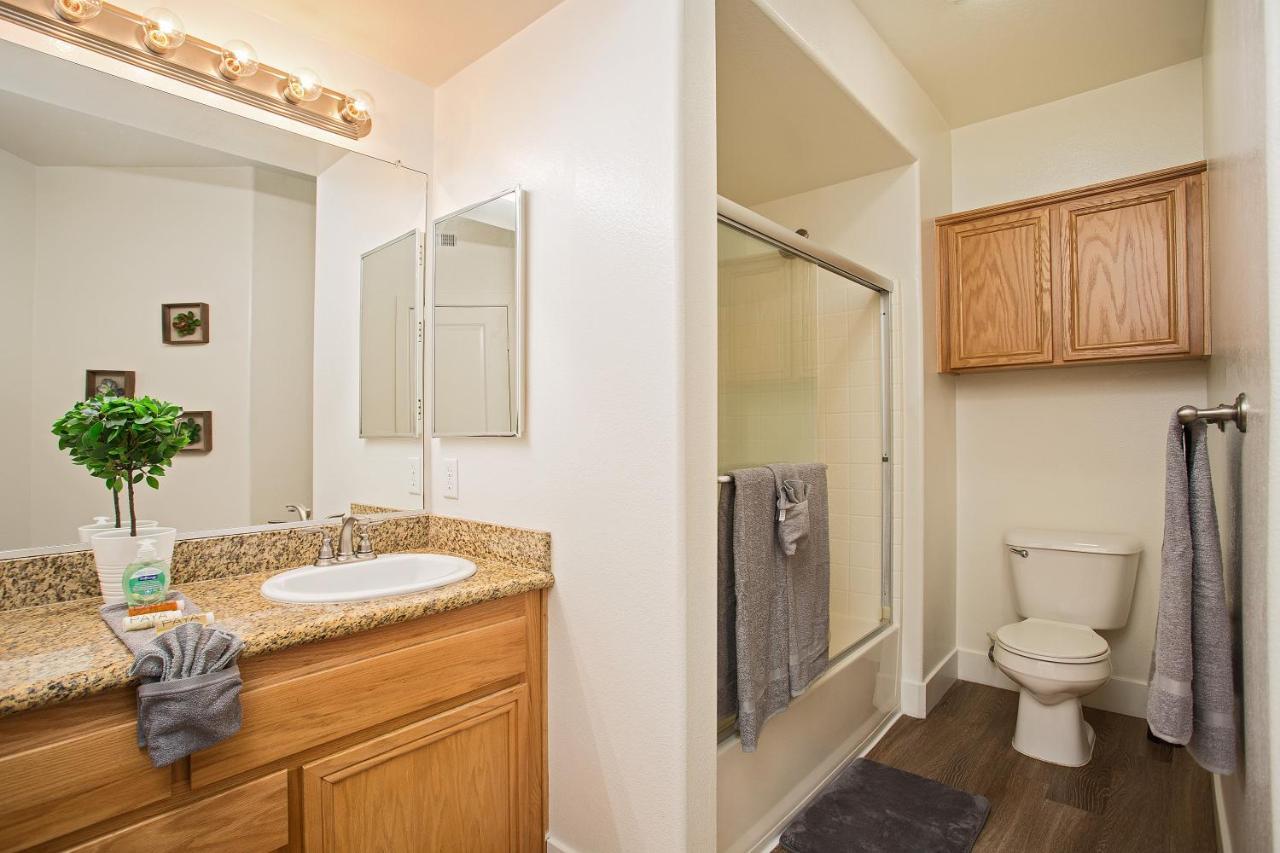 לוס אנג'לס Westwood Luxury Suites מראה חיצוני תמונה