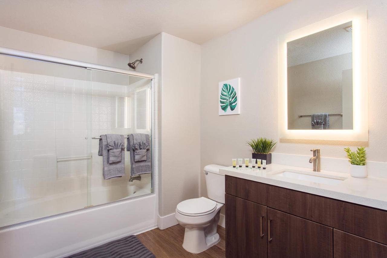 לוס אנג'לס Westwood Luxury Suites מראה חיצוני תמונה